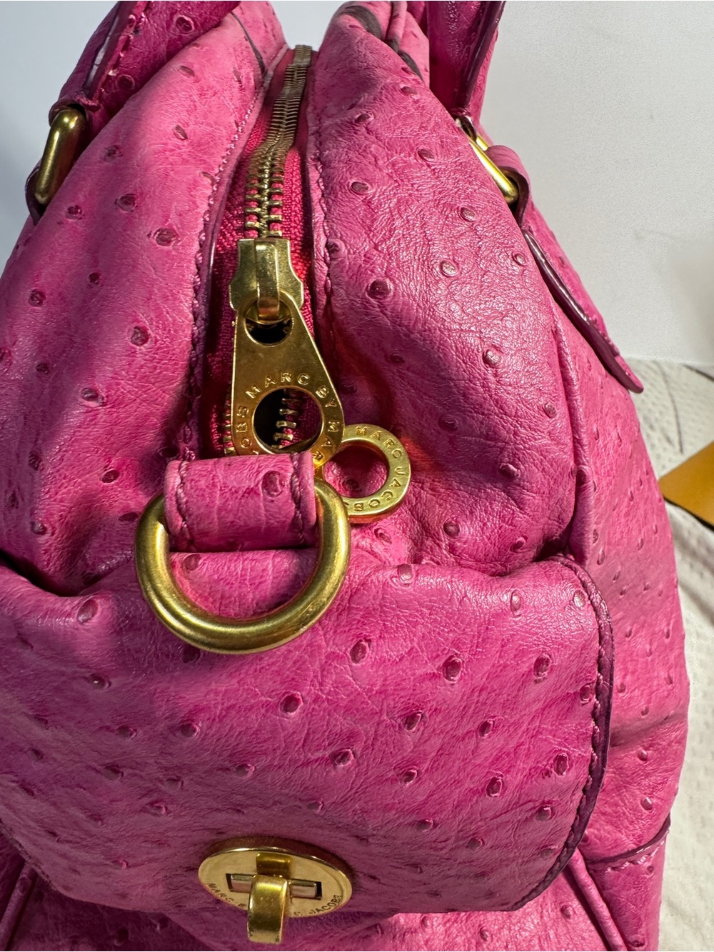 Marc Jacobs Hot Pink Ostrich-Texture Satchel crossbody - Picture 2 of 9